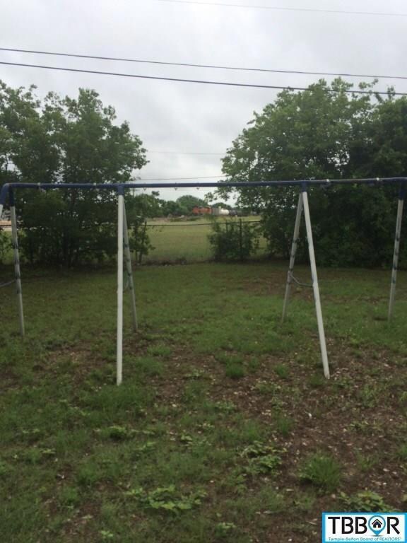 103 Mcfarland Dr, Copperas Cove, TX 76522 - photo 3