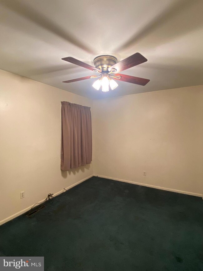 214 Seagull Dr, Egg Harbor Township, NJ 08234 - photo 5