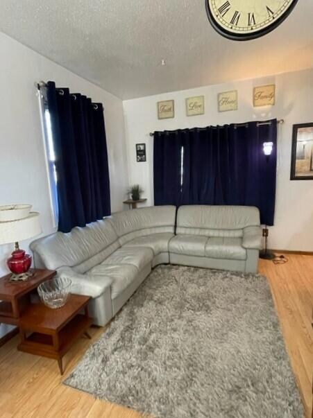 Front Living Rm