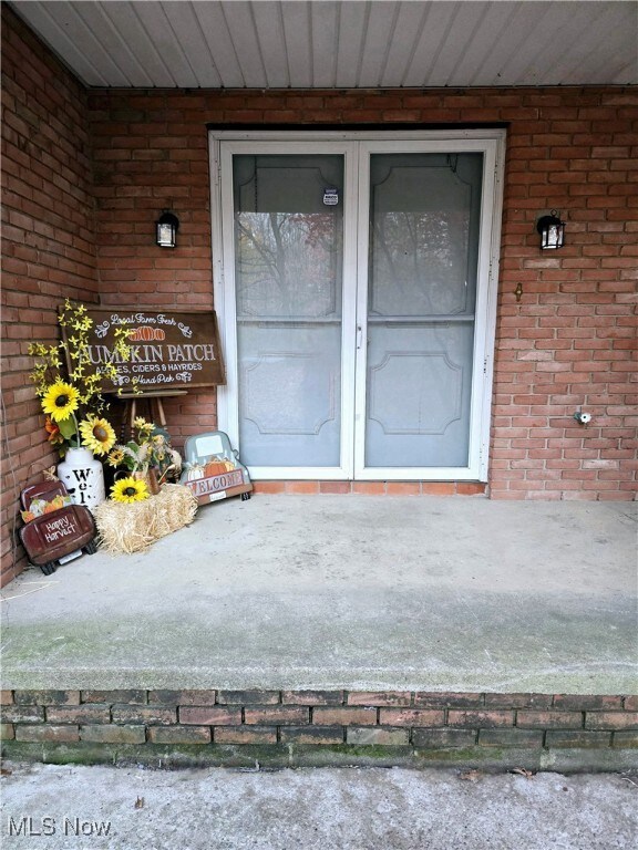 1550 N County Line Rd, Geneva, OH 44041 - photo 4