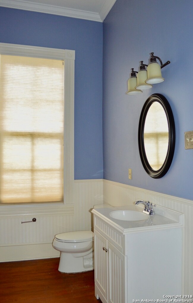 326 Madison unit 7, San Antonio, TX 78204 - photo 7