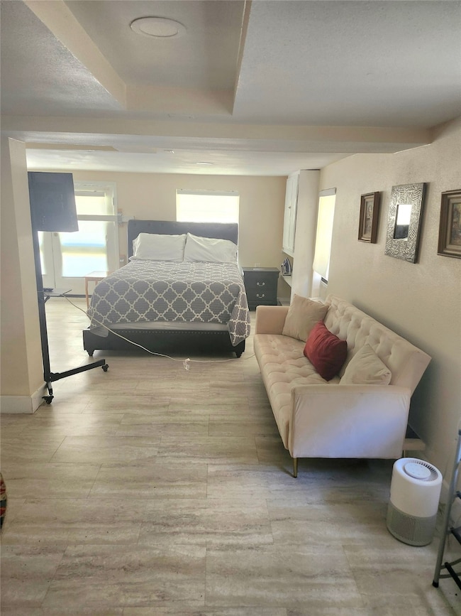 1419 Church St unit B, Galveston, TX 77550 - photo 6