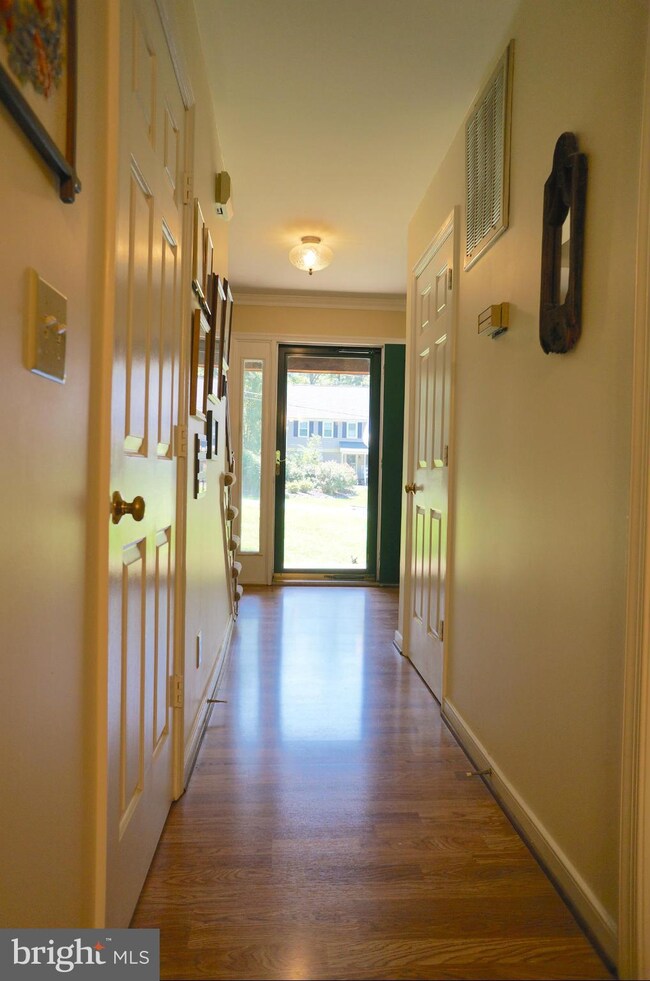 2039 Admiral Dr, Stafford, VA 22554 - photo 5