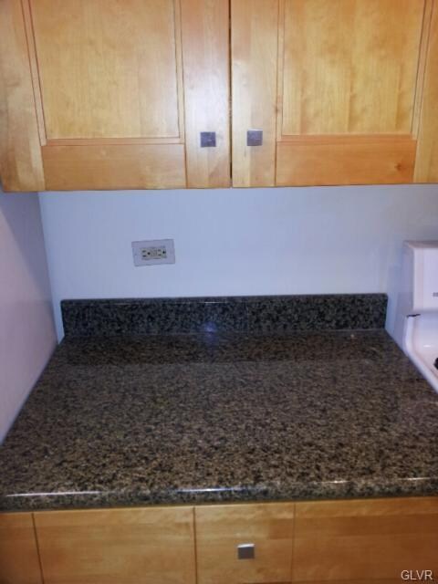 1619 W Chew St, Allentown, PA 18102 - photo 6