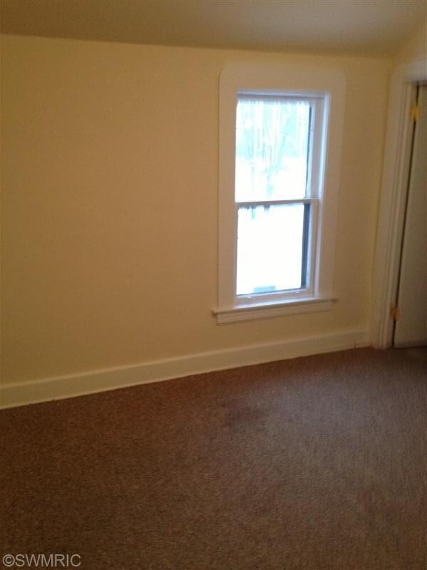 1018 Watson St SW, Grand Rapids, MI 49504 - photo 7
