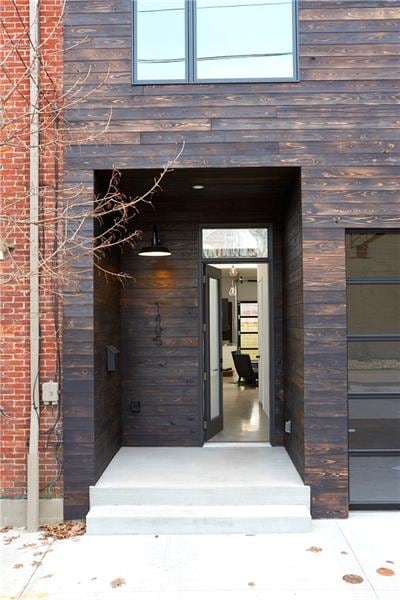 Covered entryway