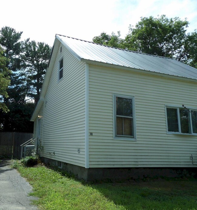 6 entry side of house