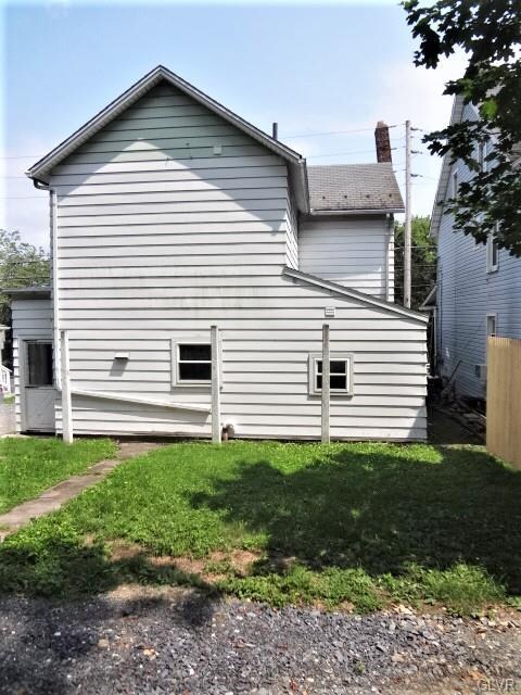 307 E Main St, Pen Argyl, PA 18072 - photo 4