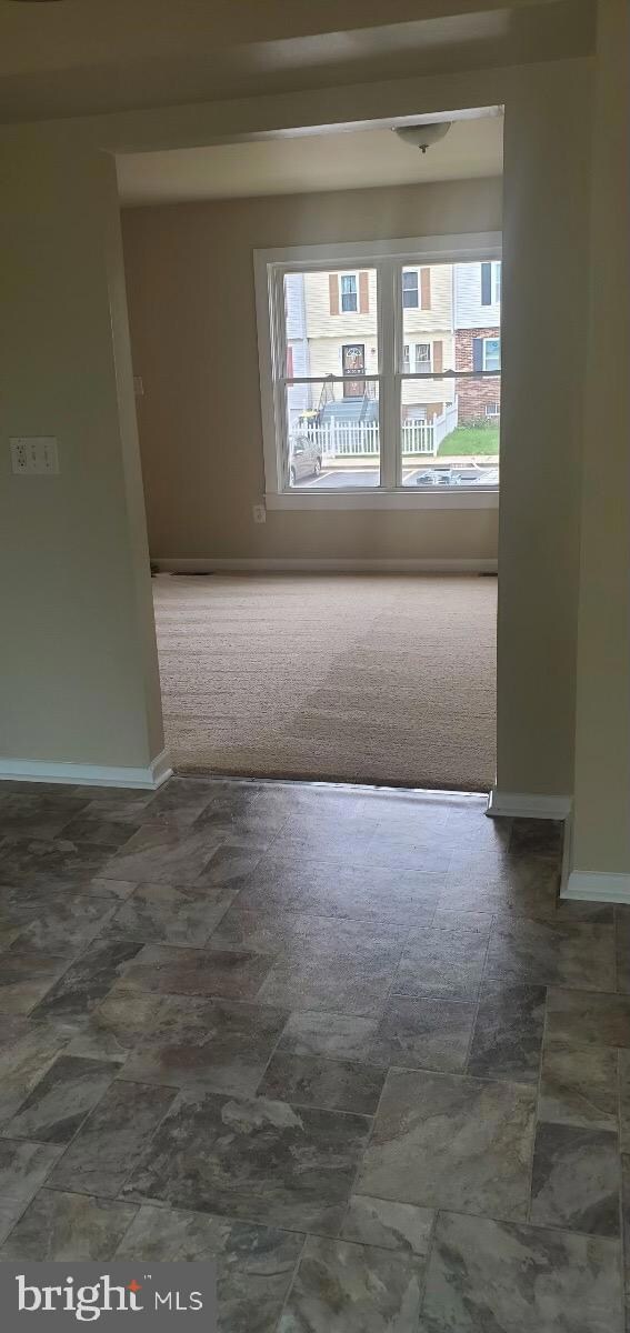 6812 Hawthorne St, Hyattsville, MD 20785 - photo 7