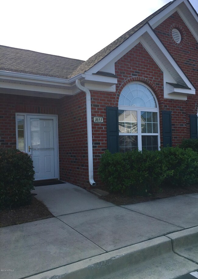 1653 Honeybee lane wilmington nc 28412 f