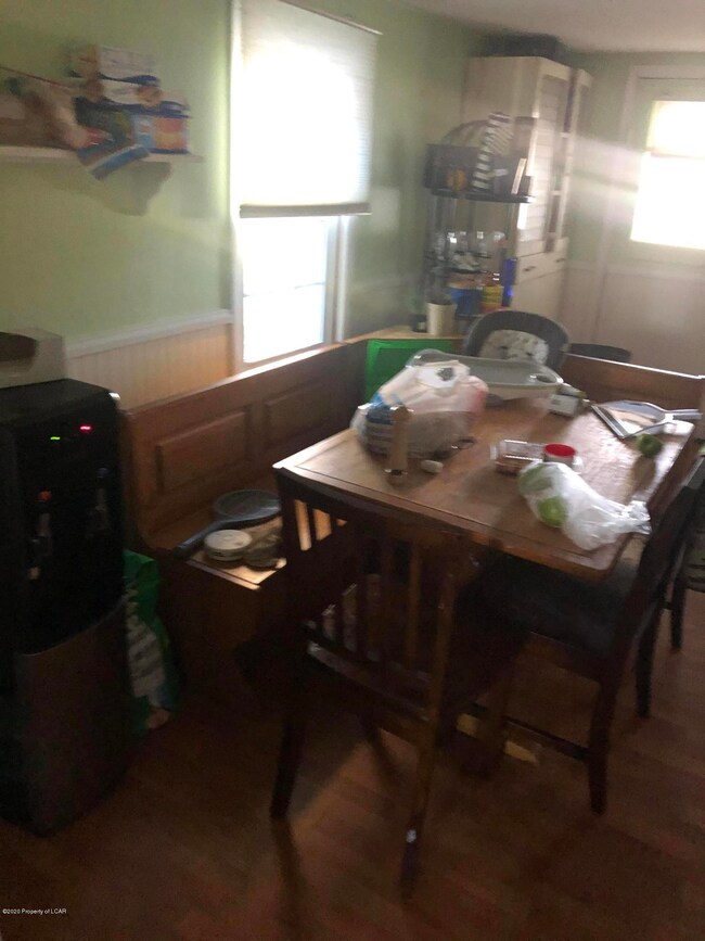 15 Spring St, Hanover Township, PA 18706 - photo 6