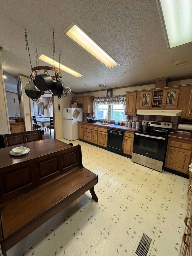 1641 Clay Rd, Spencer, WV 25276 - photo 3