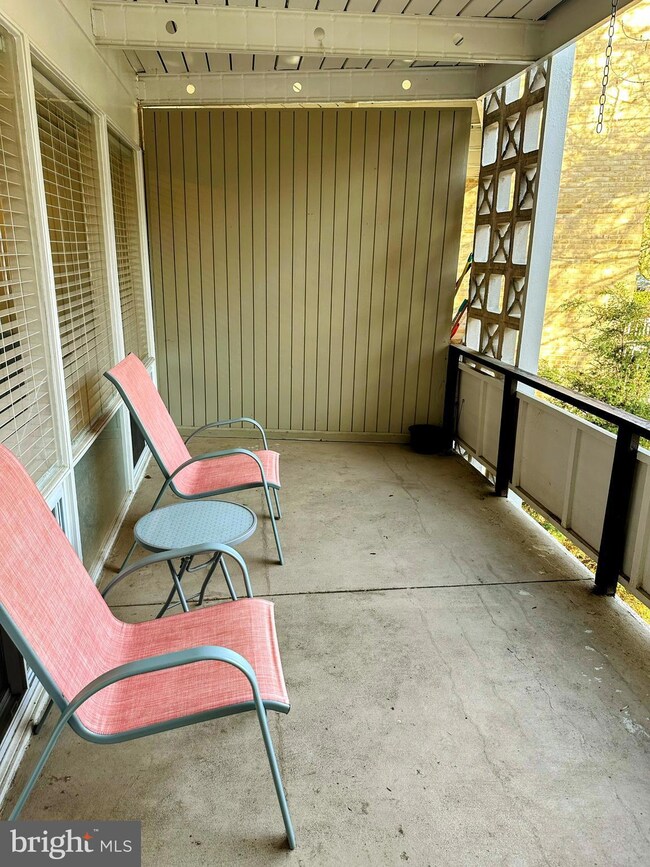 7549 Spring Lake Dr unit C2, Bethesda, MD 20817 - photo 2