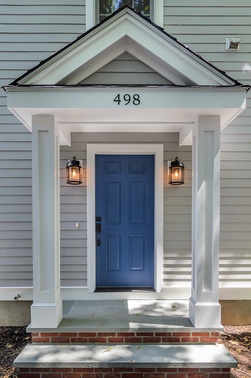 498 Auburn St unit 498, Auburndale, MA 02466 - photo 2