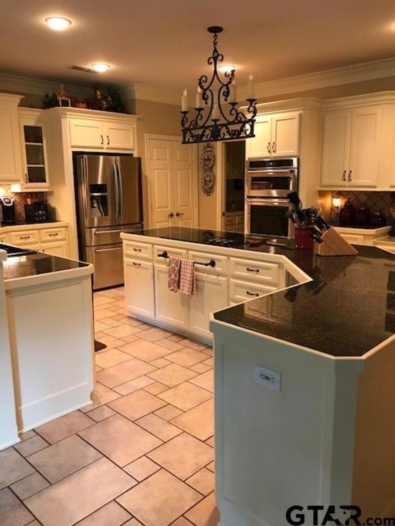 4808 4808 Hallye Ln, Tyler, TX 75703 - photo 2