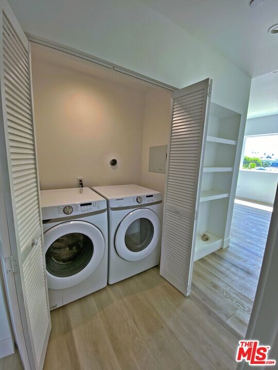 4627 W 18th St unit 1/2, Los Angeles, CA 90019 - photo 3