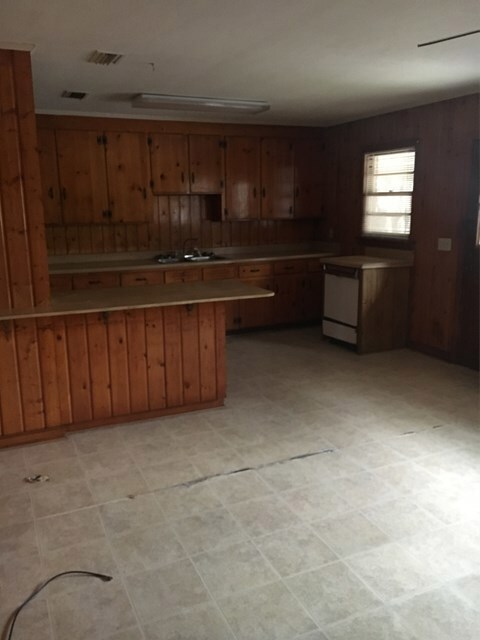 203 Connelly St, Dothan, AL 36301 - photo 4