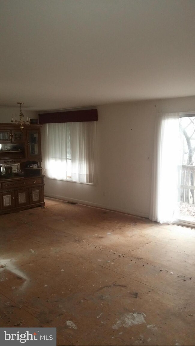 107 Eastford Ct, Parkville, MD 21234 - photo 6