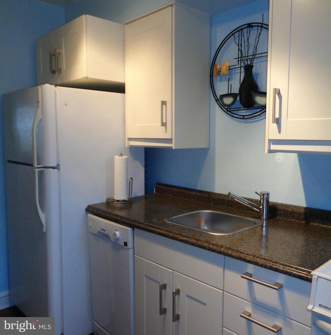 226 Linden Ave, Towson, MD 21286 - photo 7