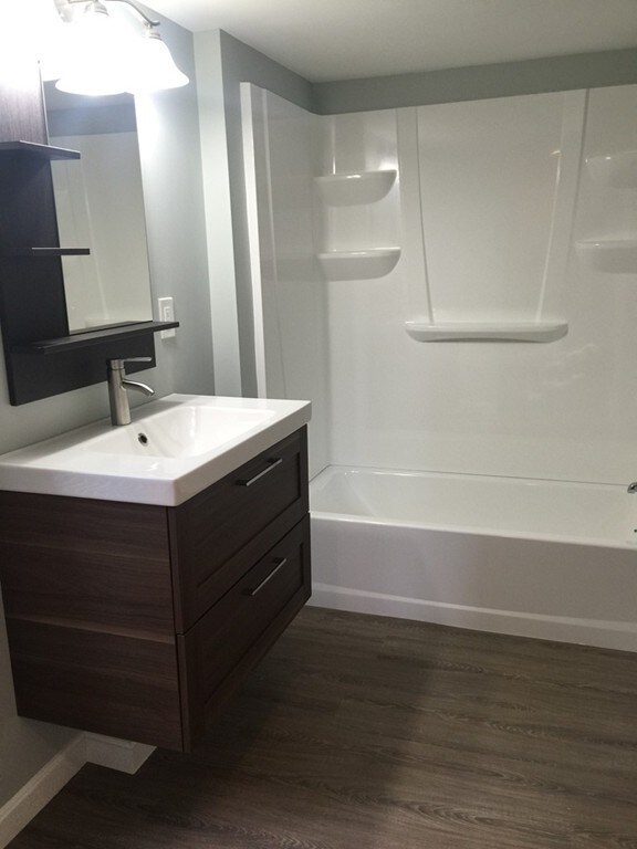 117 Durant St unit 1, Lowell, MA 01850 - photo 4