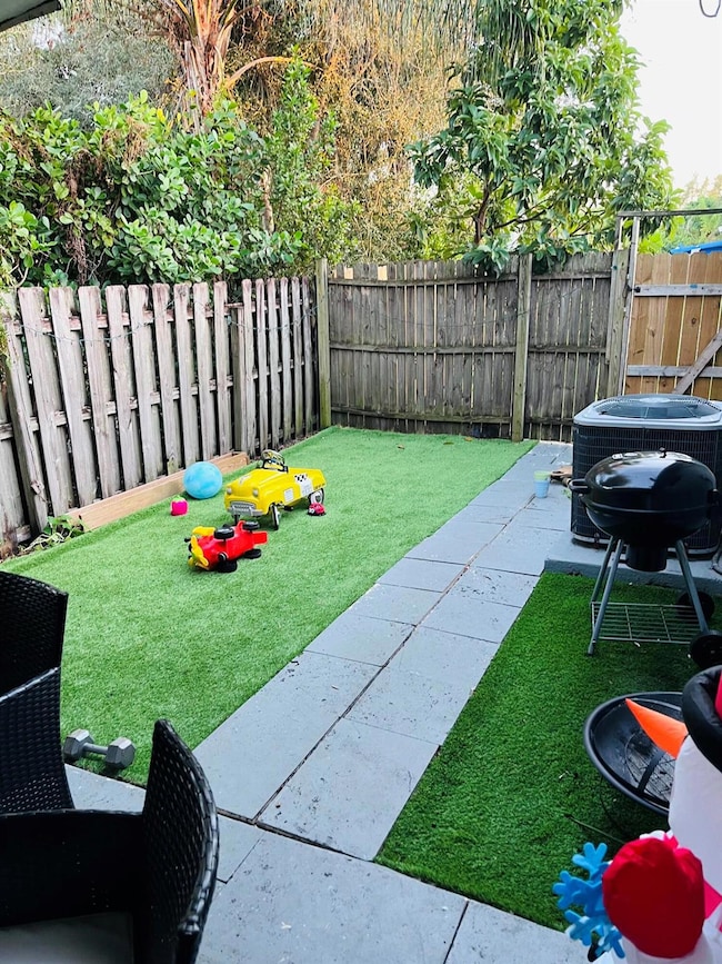 3451 48th Ln S, Lake Worth, FL 33461 - photo 2