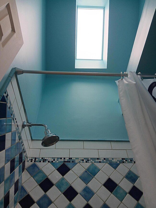 129 Portland Ave unit 10, Old Orchard Beach, ME 04064 - photo 5