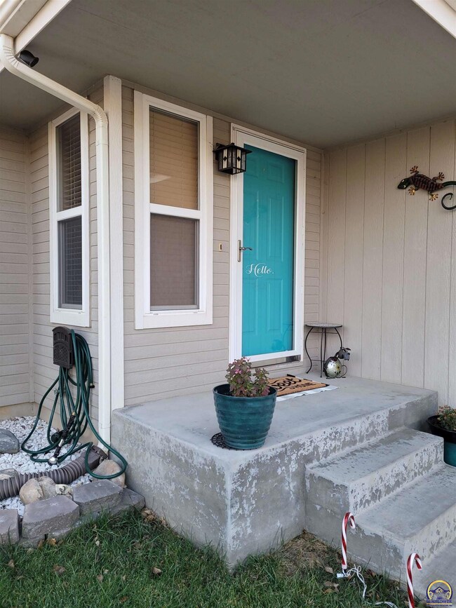 7131 SW 19th Ln, Topeka, KS 66615 - photo 6