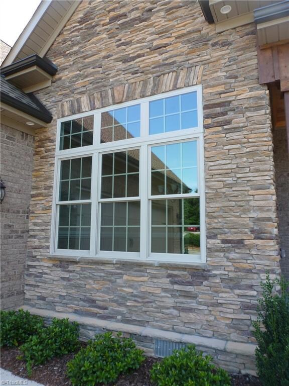 Gorgeous Stone at Entrance