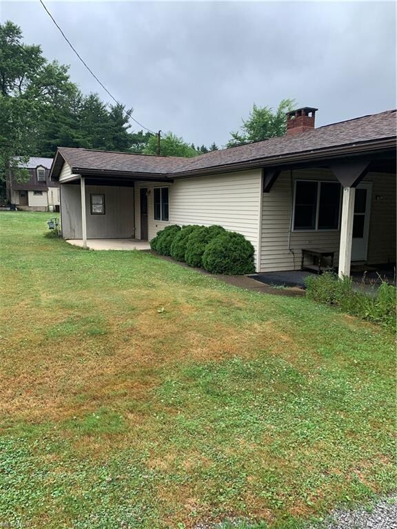 16127 Rankin St, East Liverpool, OH 43920 - photo 3