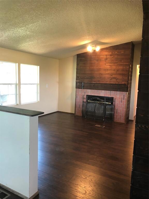 6211 County Road 912, Godley, TX 76044 - photo 6