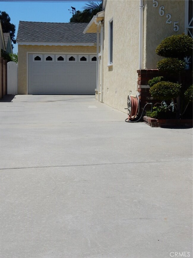 5625 Hazelbrook Ave, Lakewood, CA 90712 - photo 6