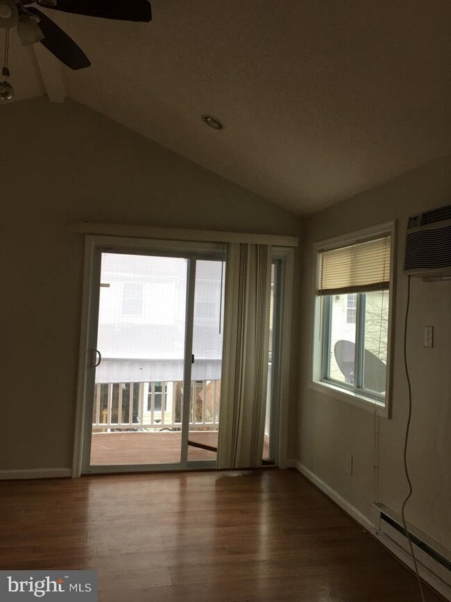 627 Glynlee Ct, Reisterstown, MD 21136 - photo 3