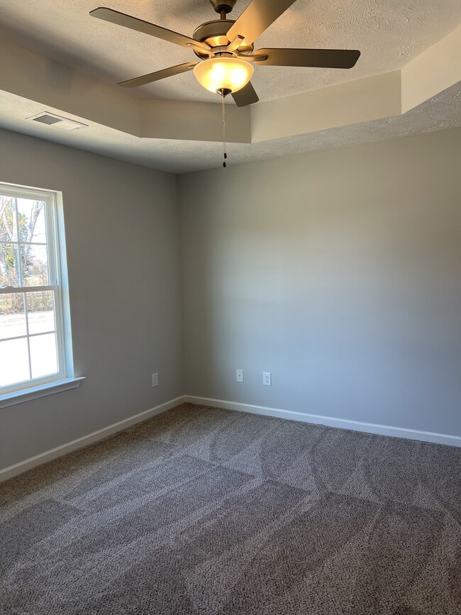 47 Timber Cir, Manchester, TN 37355 - photo 6