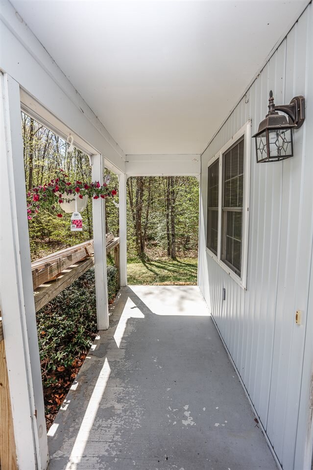 9 Old Fort Ln, Dunbarton, NH 03046 - photo 6