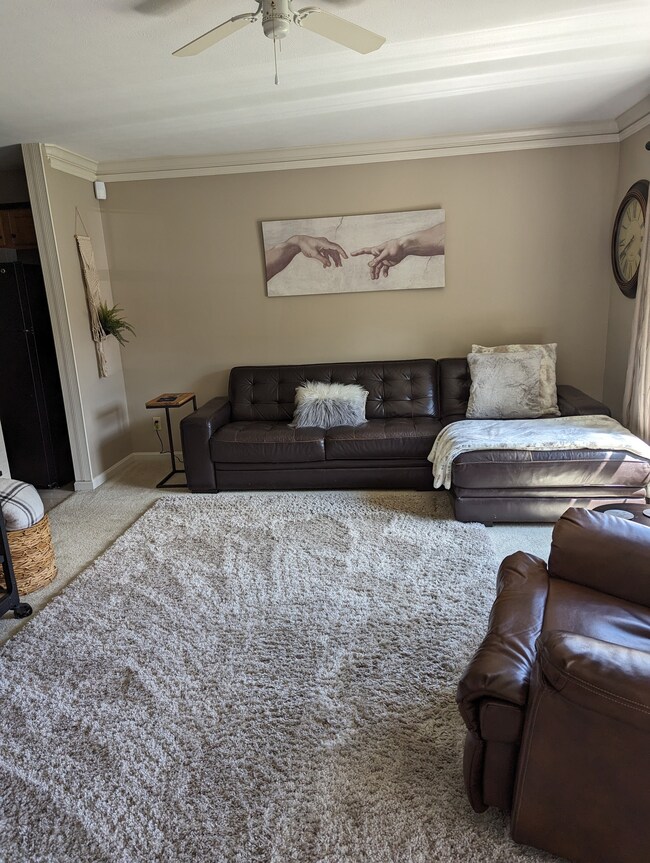 5120 Memphis Ct, Columbus, IN 47203 - photo 3