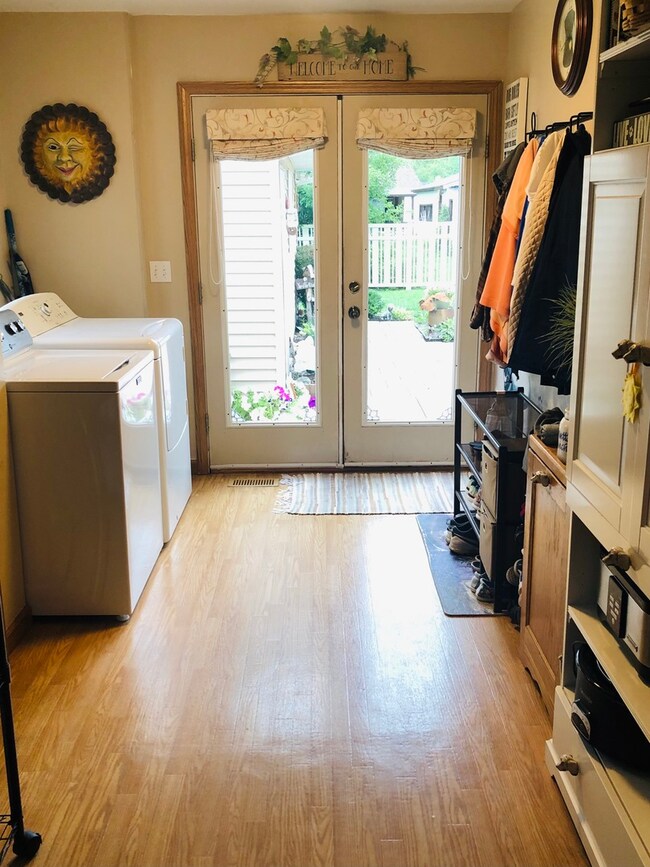 3701 Wren Ln, Rolling Meadows, IL 60008 - photo 7