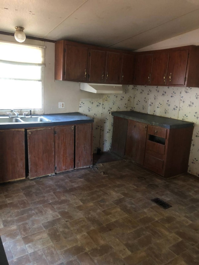 2060 Athena Rd, Lancaster, SC 29720 - photo 4