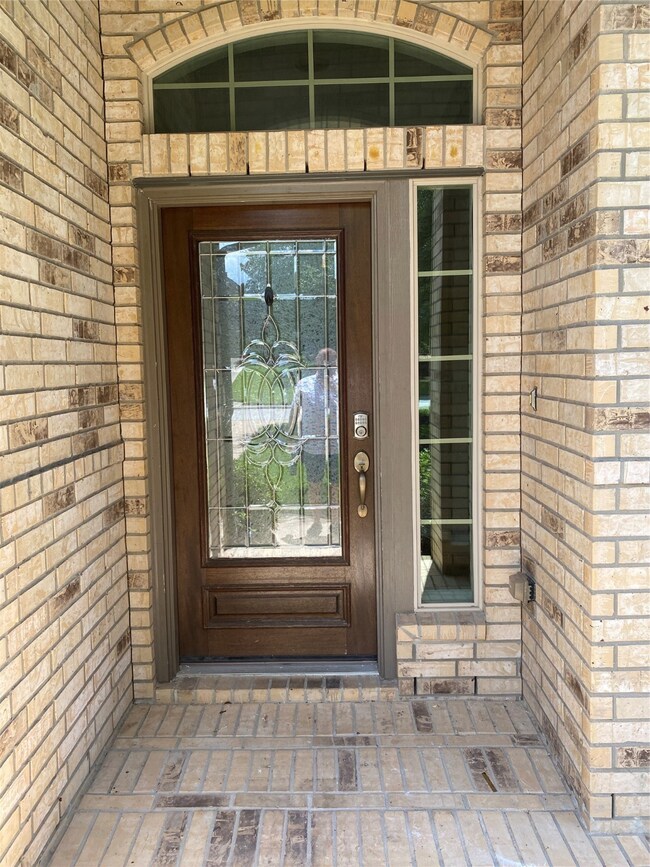 42 Black Swan Ct, Magnolia, TX 77354 - photo 2