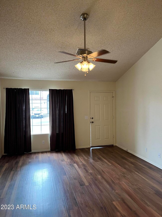 822 W Iris Dr, Gilbert, AZ 85233 - photo 3