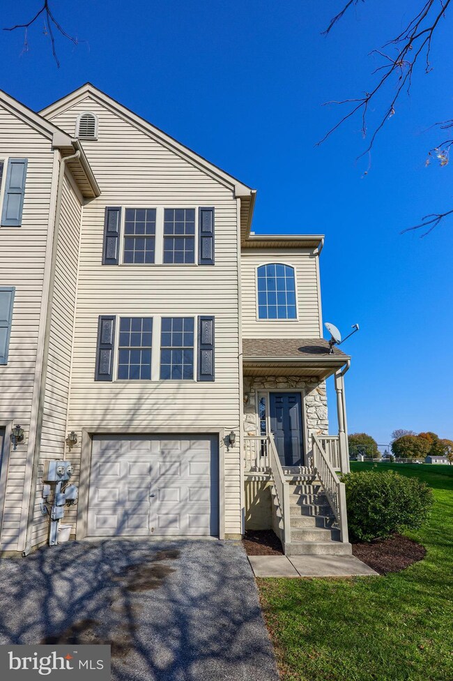 29 Chickadee Cir, Leola, PA 17540 - photo 5