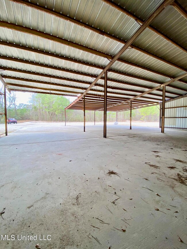 79 Emmett Meitzler Rd, Picayune, MS 39466 - photo 4