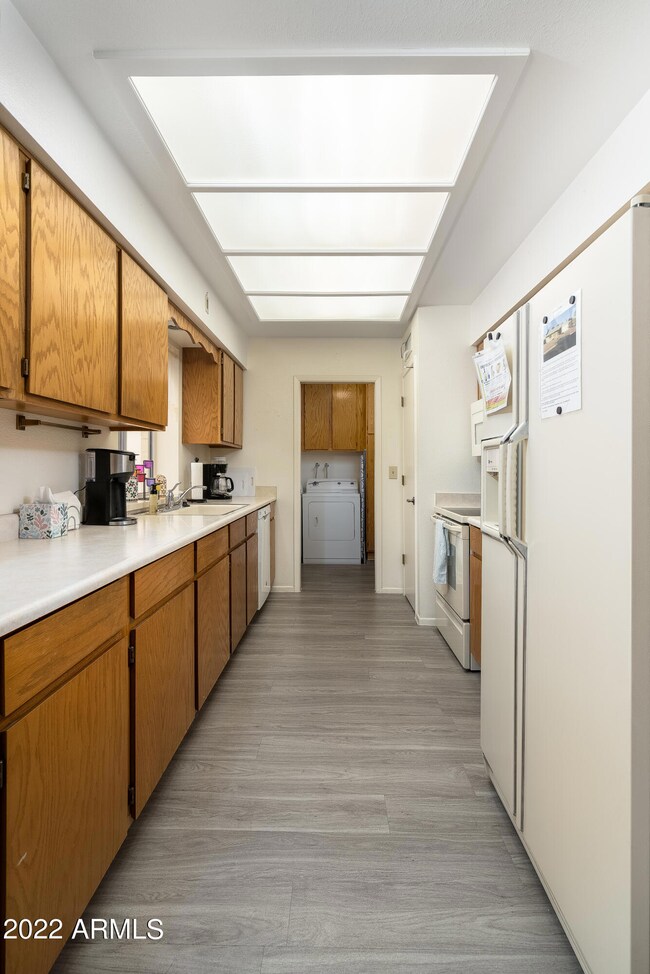 2103 S Primrose, Mesa, AZ 85209 - photo 7