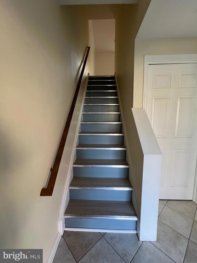 5127 W Woodmill Dr, Wilmington, DE 19808 - photo 4