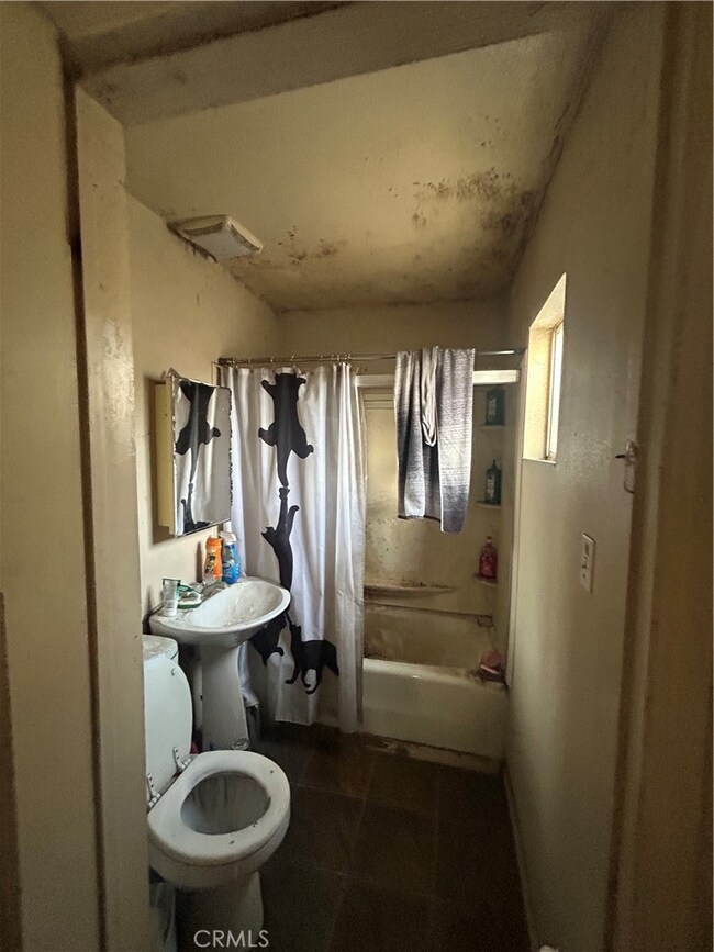 2258 Kaydel Rd, Whittier, CA 90601 - photo 4