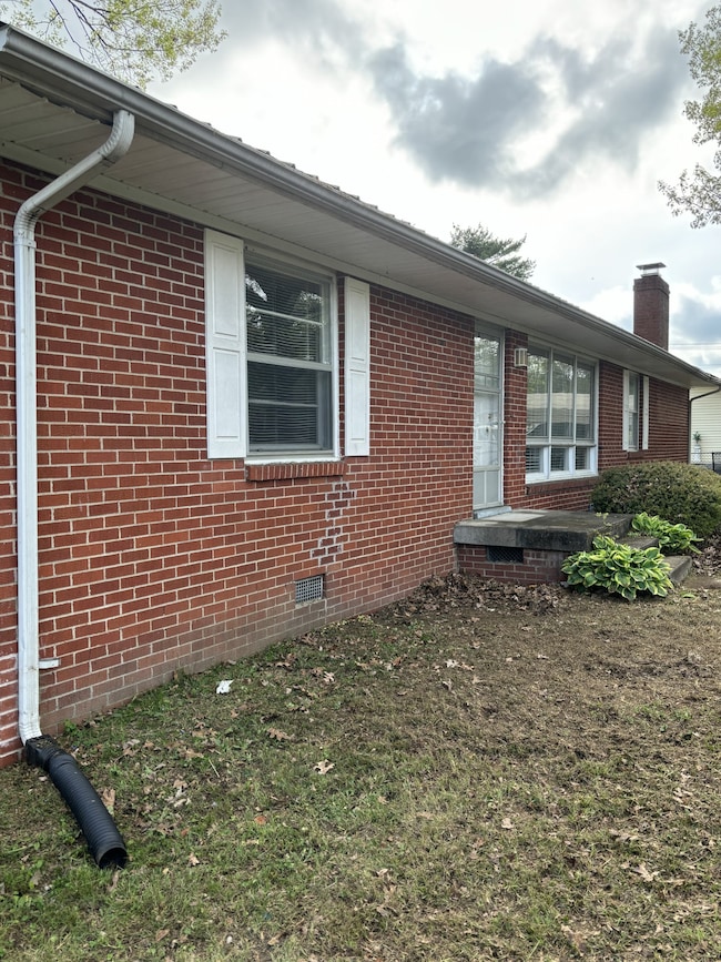 115 Horseshoe Dr, Shelbyville, TN 37160 - photo 5