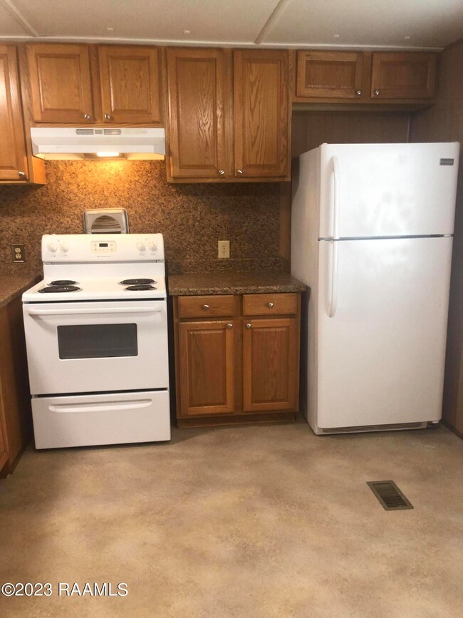 Range and Refrigerator