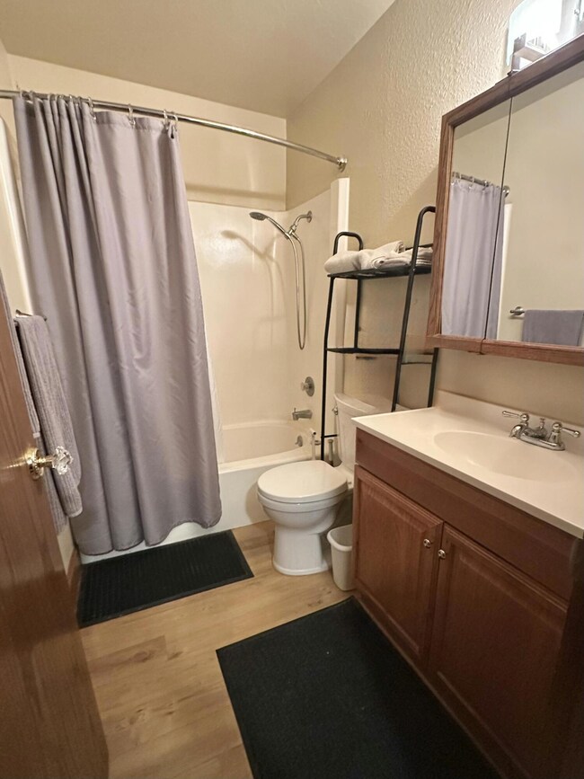 1565 NW Wall St unit 306, Bend, OR 97703 - photo 5