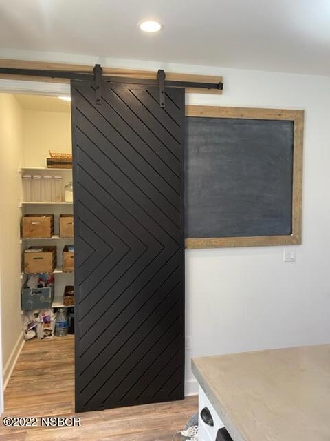 528Sertoma_panty door