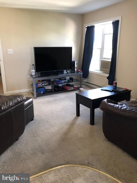 984 W Main St unit 2, New Holland, PA 17557 - photo 3