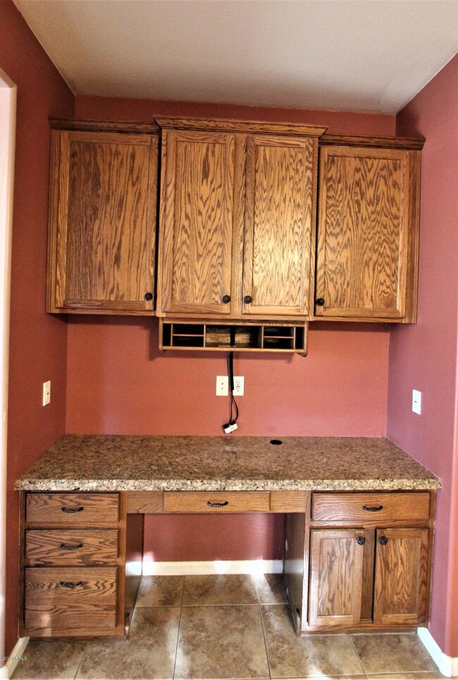 10111 E Lakeview Ave, Mesa, AZ 85209 - photo 5